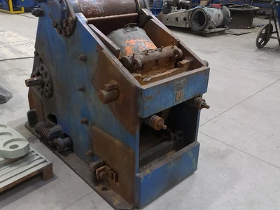 Servicing in quarries